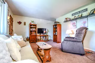 203 W Boitnott Dr, Englewood, OH 45322 - Photo 9
