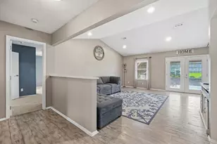 8878 Trowbridge Way, Dayton, OH 45424 - Photo 9