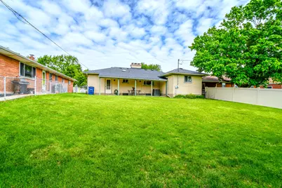 1404 Pinecrest Drive, Dayton, OH 45414 - Photo 35