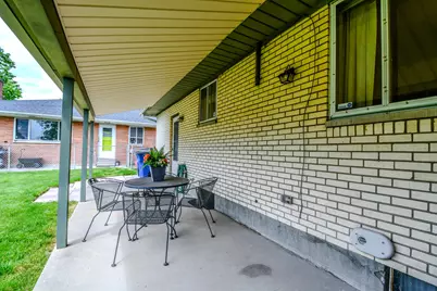 1404 Pinecrest Drive, Dayton, OH 45414 - Photo 33