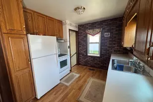 223 N Leblond St, Celina, OH 45822 - Photo 5