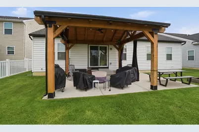 1200 Scarlet Oak Drive, Tipp City, OH 45371 - Photo 67