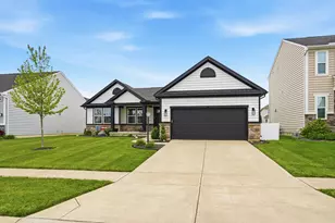 1200 Scarlet Oak Dr, Tipp City, OH 45371 - Photo 3