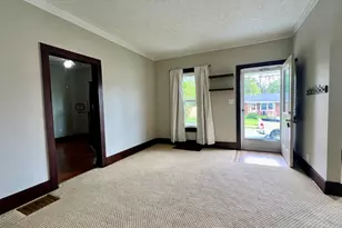 143 N Stanley St, Bellefontaine, OH 43311 - Photo 9