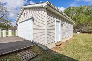 16235 Maple Ave, Belle Center, OH 43310 - Photo 17