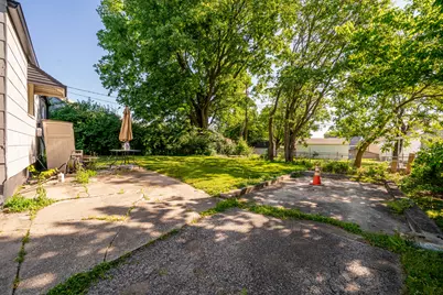 756 Alexander Drive, Dayton, OH 45403 - Photo 33