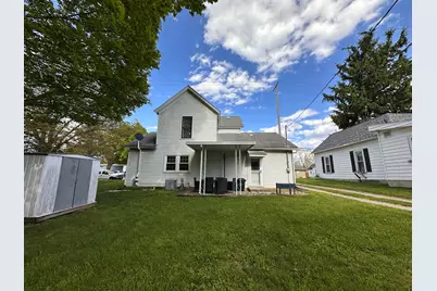 221 N Hayes Street, Bellefontaine, OH 43311 - Photo 3