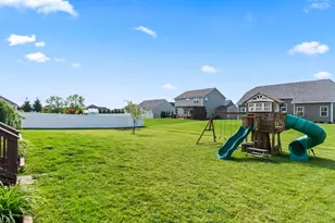 1148 Red Maple Dr, Troy, OH 45373 - Photo 65