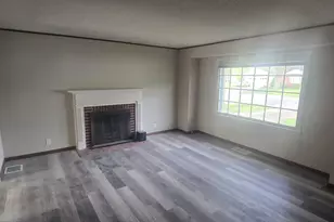622 Maple St, Celina, OH 45822 - Photo 3