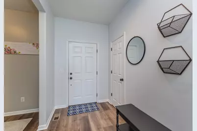 4161 Spicebush Drive, Tipp City, OH 45371 - Photo 5