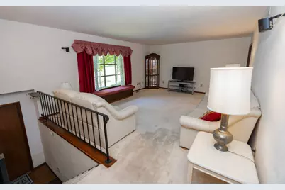 657 White Oak Drive, Springfield, OH 45504 - Photo 9