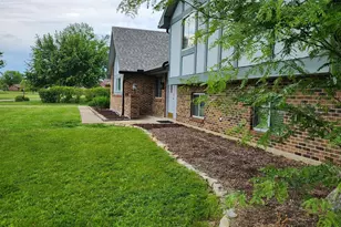 2447 N Tulane Dr, Beavercreek, OH 45431 - Photo 43