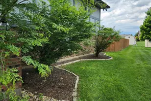 2447 N Tulane Dr, Beavercreek, OH 45431 - Photo 3