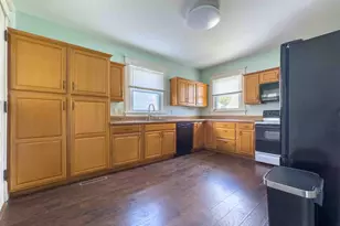 105 S Pine St, Wapakoneta, OH 45895 - Photo 23