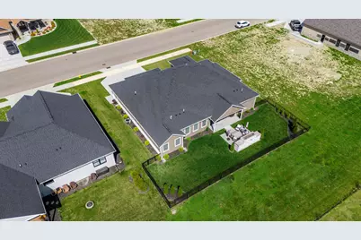 960 Rosenthal Drive, Tipp City, OH 45371 - Photo 41