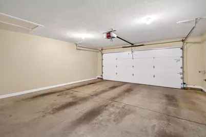 7049 Creekside Circle, Fairborn, OH 45324 - Photo 45