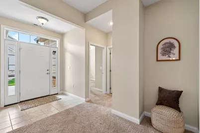 7049 Creekside Circle, Fairborn, OH 45324 - Photo 7