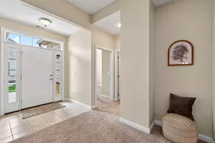 7049 Creekside Cir, Fairborn, OH 45324 - Photo 7