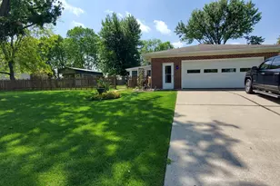 214 Orange St, Wapakoneta, OH 45895 - Photo 7