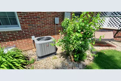 214 Orange Street, Wapakoneta, OH 45895 - Photo 17