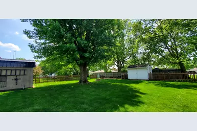 214 Orange Street, Wapakoneta, OH 45895 - Photo 15