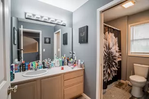 132 Village Green Dr, Sidney, OH 45365 - Photo 29