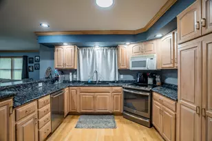 132 Village Green Dr, Sidney, OH 45365 - Photo 13