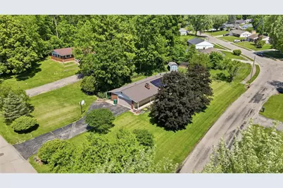2627 Marinette Drive, Springfield, OH 45503 - Photo 3