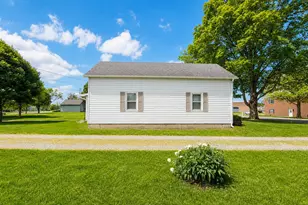 1109 S Greenwood St, Bellefontaine, OH 43311 - Photo 31