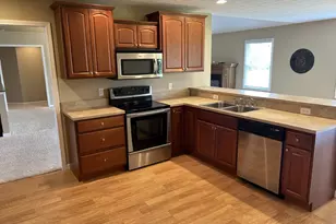 909 Stoneybrook Dr, Saint Marys, OH 45885 - Photo 5