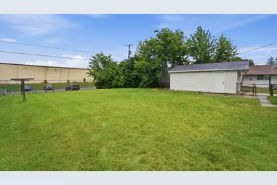 1923 Portage Path, Springfield, OH 45506 - Photo 35