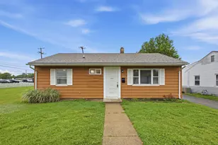 325 Gruen Dr, Springfield, OH 45505 - Photo 1