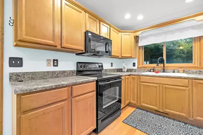 709 E Sandusky Avenue, Bellefontaine, OH 43311 - Photo 13