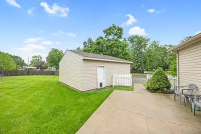 709 E Sandusky Avenue, Bellefontaine, OH 43311 - Photo 9
