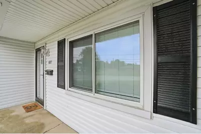607 W Lake Avenue, New Carlisle, OH 45344 - Photo 5