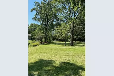1410 E Choctaw Drive, London, OH 43140 - Photo 3