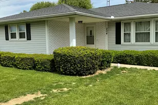 204 Warren St, Botkins, OH 45306 - Photo 3