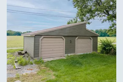 6065 Country Estates Drive, Tipp City, OH 45371 - Photo 9