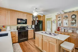 12808 Canning Factory Rd, Wapakoneta, OH 45895 - Photo 13