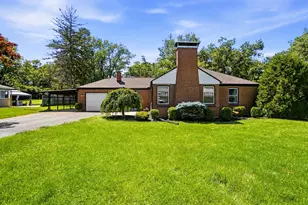 431 Meadow Ln, Springfield, OH 45505 - Photo 7