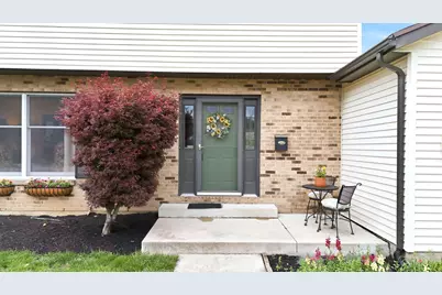 195 Finsbury Lane, Troy, OH 45373 - Photo 3