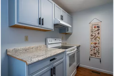 1010 Stoneybrook Trail, Fairborn, OH 45324 - Photo 13