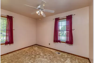 304 Rhoades Avenue, Greenville, OH 45331 - Photo 9