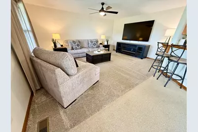 808 Lambert Drive, Piqua, OH 45356 - Photo 7
