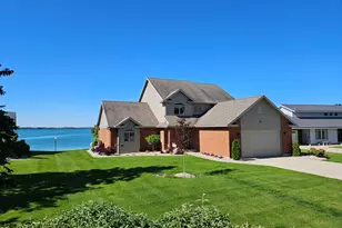 214 Mariners Point Dr, Celina, OH 45822 - Photo 5
