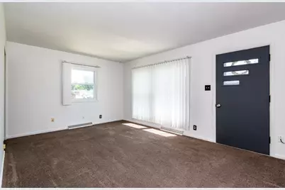 810 Meadow Lane, Troy, OH 45373 - Photo 3