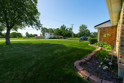 2561 Ballentine Pike, Springfield, OH 45502 - Photo 9
