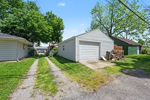 413 S 1st St, Tipp City, OH 45371 - Photo 39
