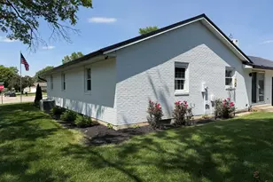 1012 Canterbury Dr, Celina, OH 45822 - Photo 3