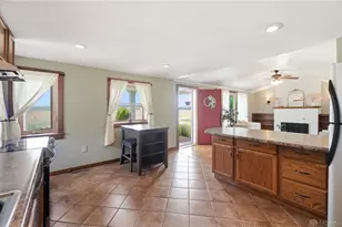 2164 E 4th St, Lima, OH 45804 - Photo 9